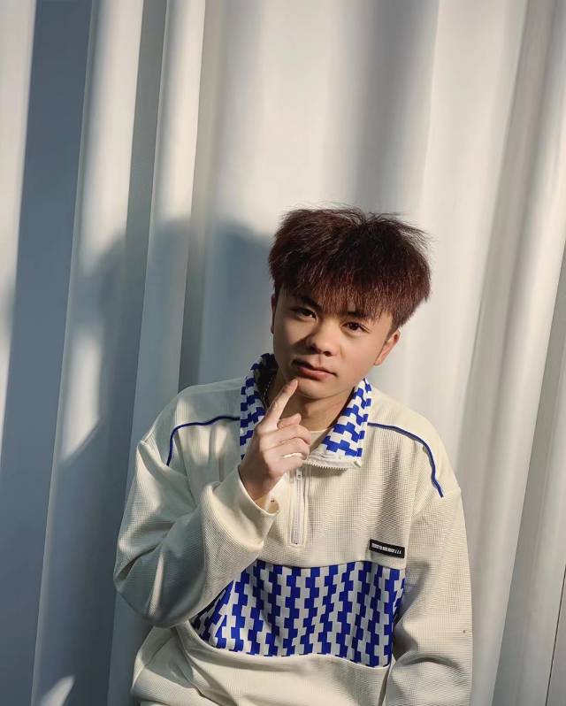 找搭子